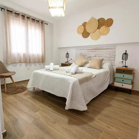 Spacious House In With Private Pool Holiday home *
