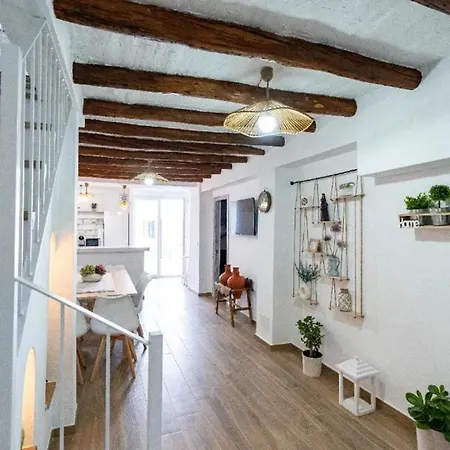 Holiday home Spacious House In With Private Pool Olvera